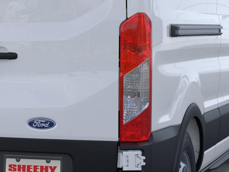 New 2026 Oxford White Ford 250 image 21