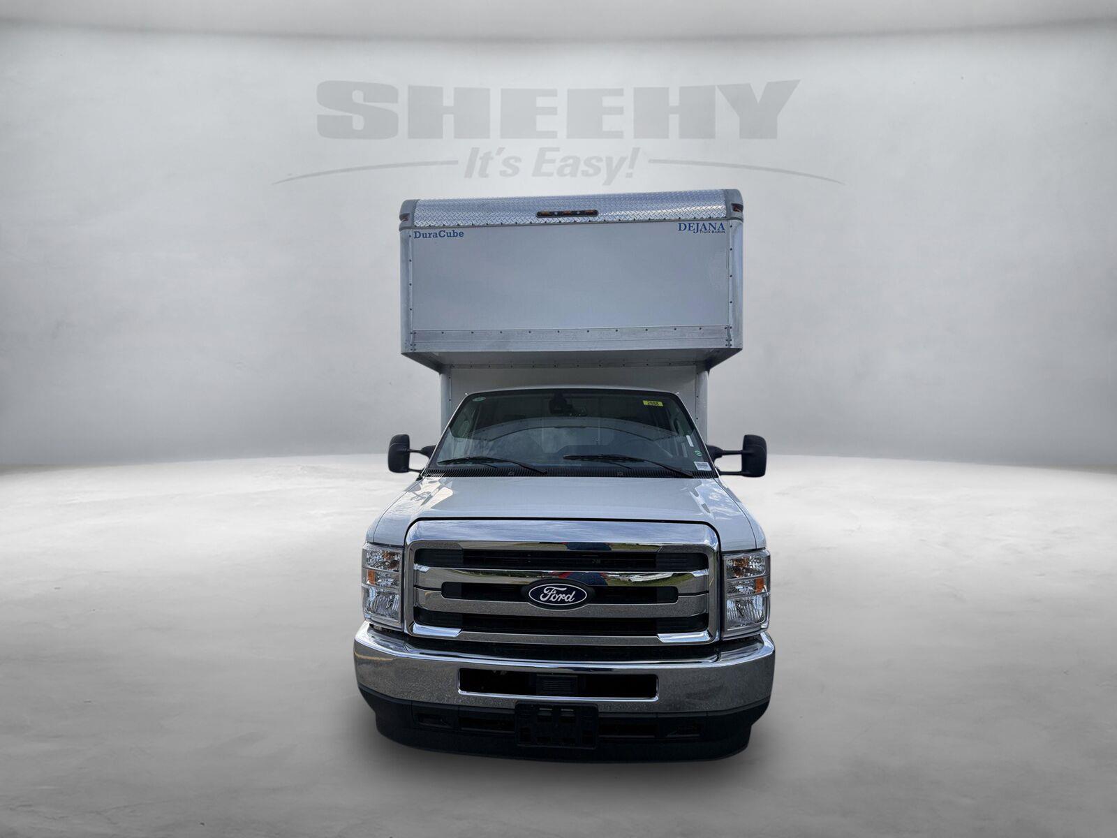 New 2027 Oxford White Ford  image 6