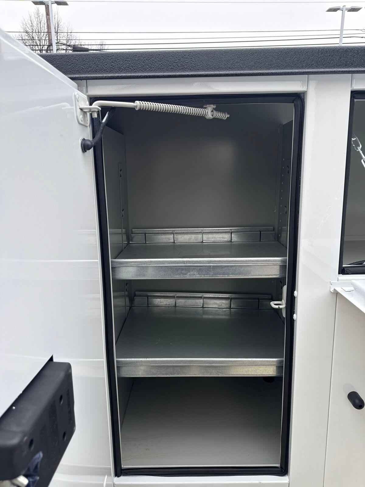 New 2026 Oxford White Ford XL image 11