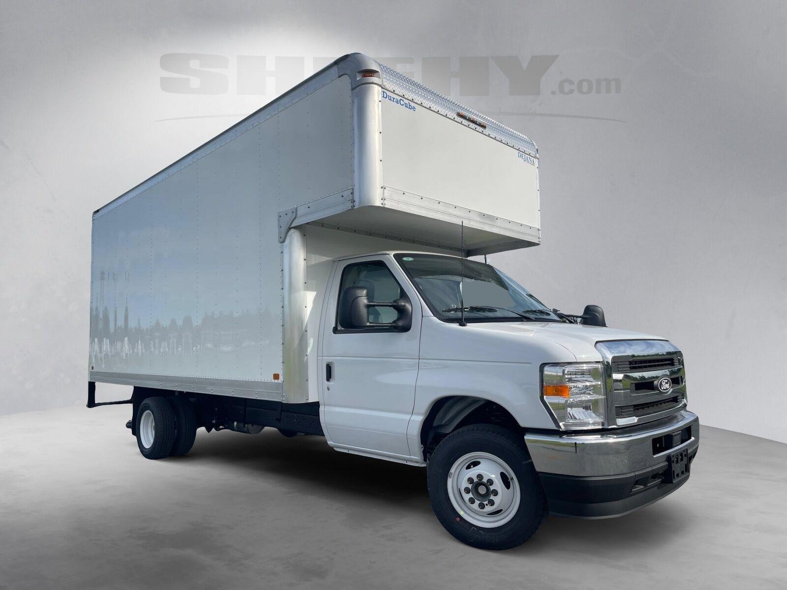 New 2027 Oxford White Ford  image 2