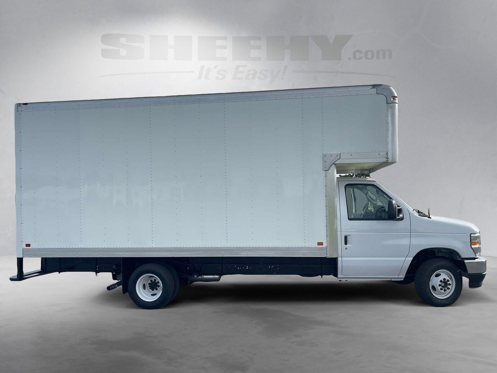 New 2027 Oxford White Ford  image 4