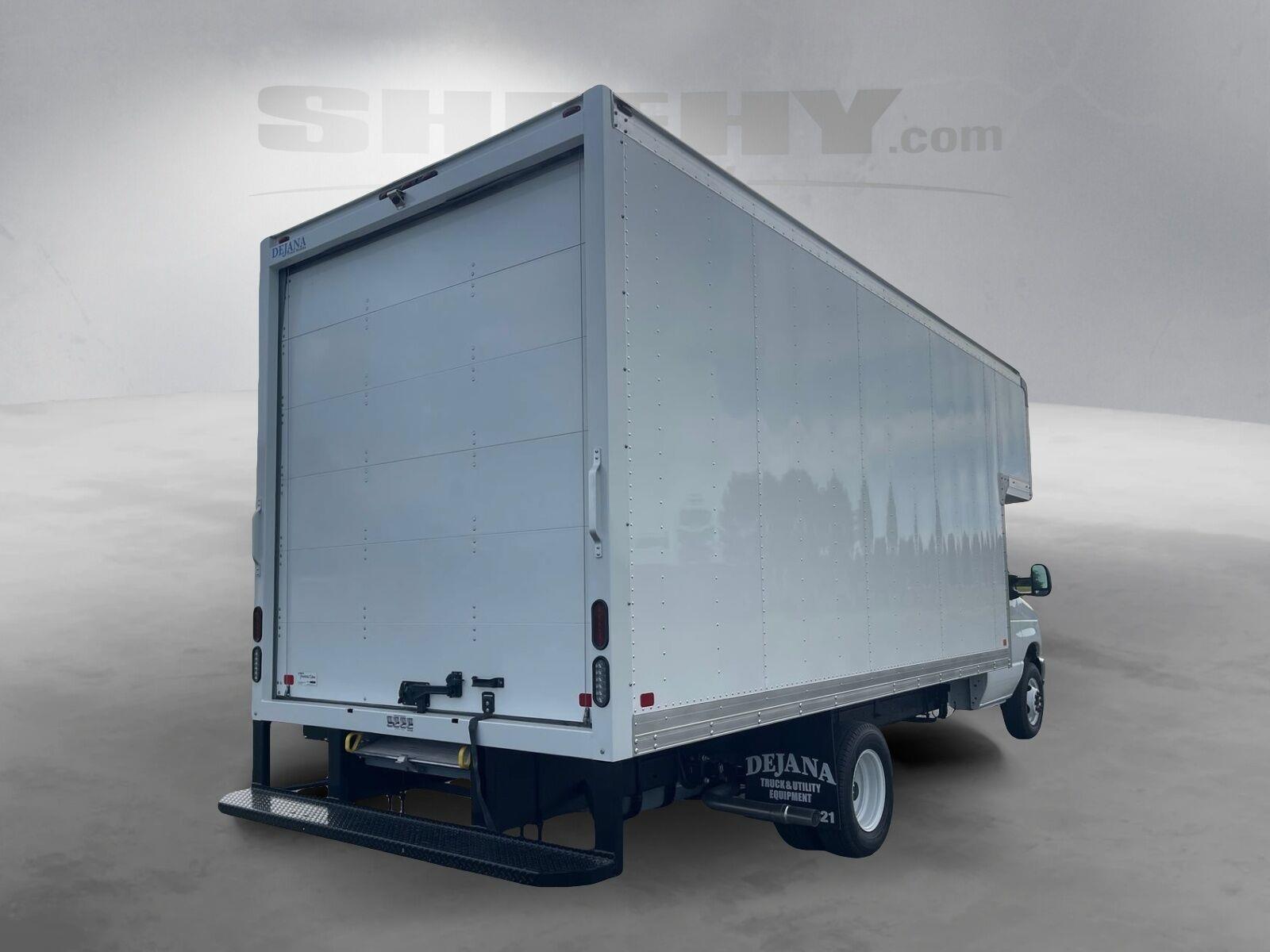 New 2027 Oxford White Ford  image 5