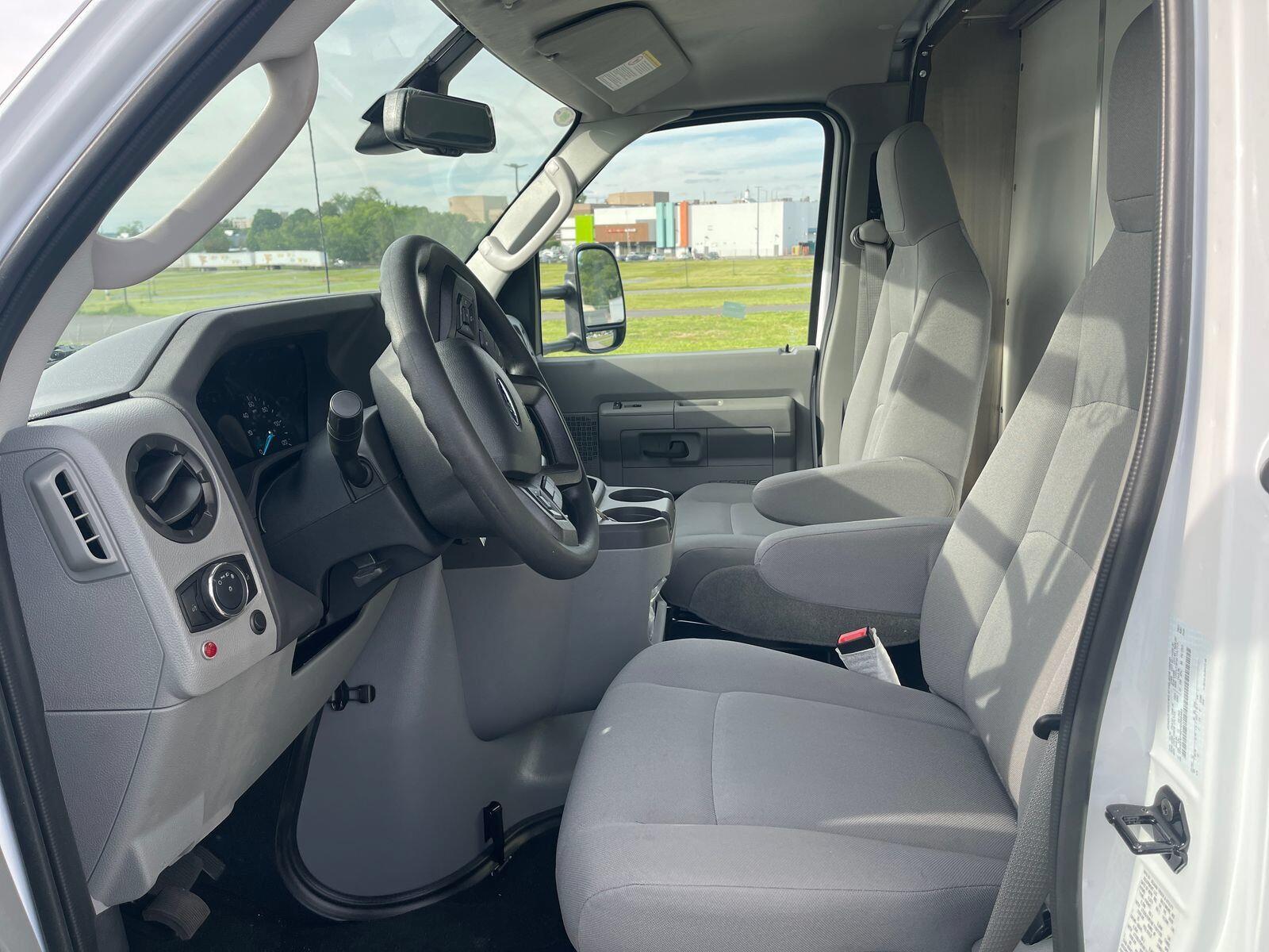 New 2027 Oxford White Ford  image 20