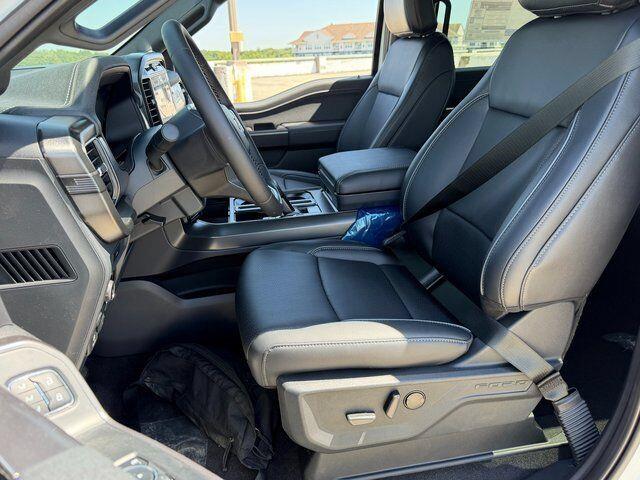 New 2026 Star White Metallic Tri-Coat Ford LARIAT image 13