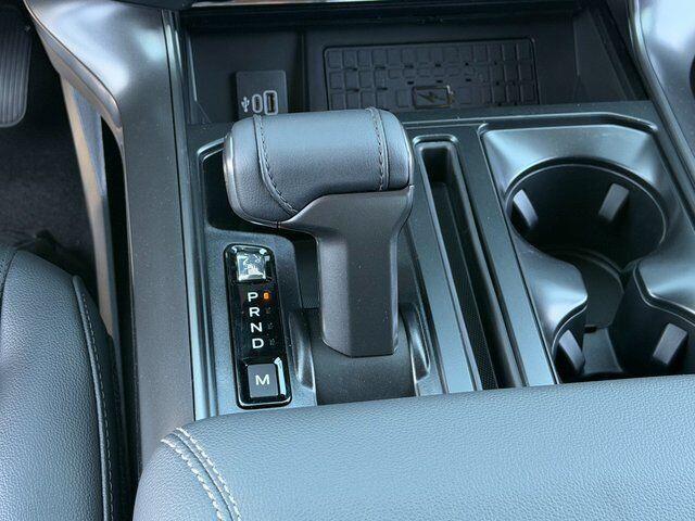 New 2026 Star White Metallic Tri-Coat Ford LARIAT image 20