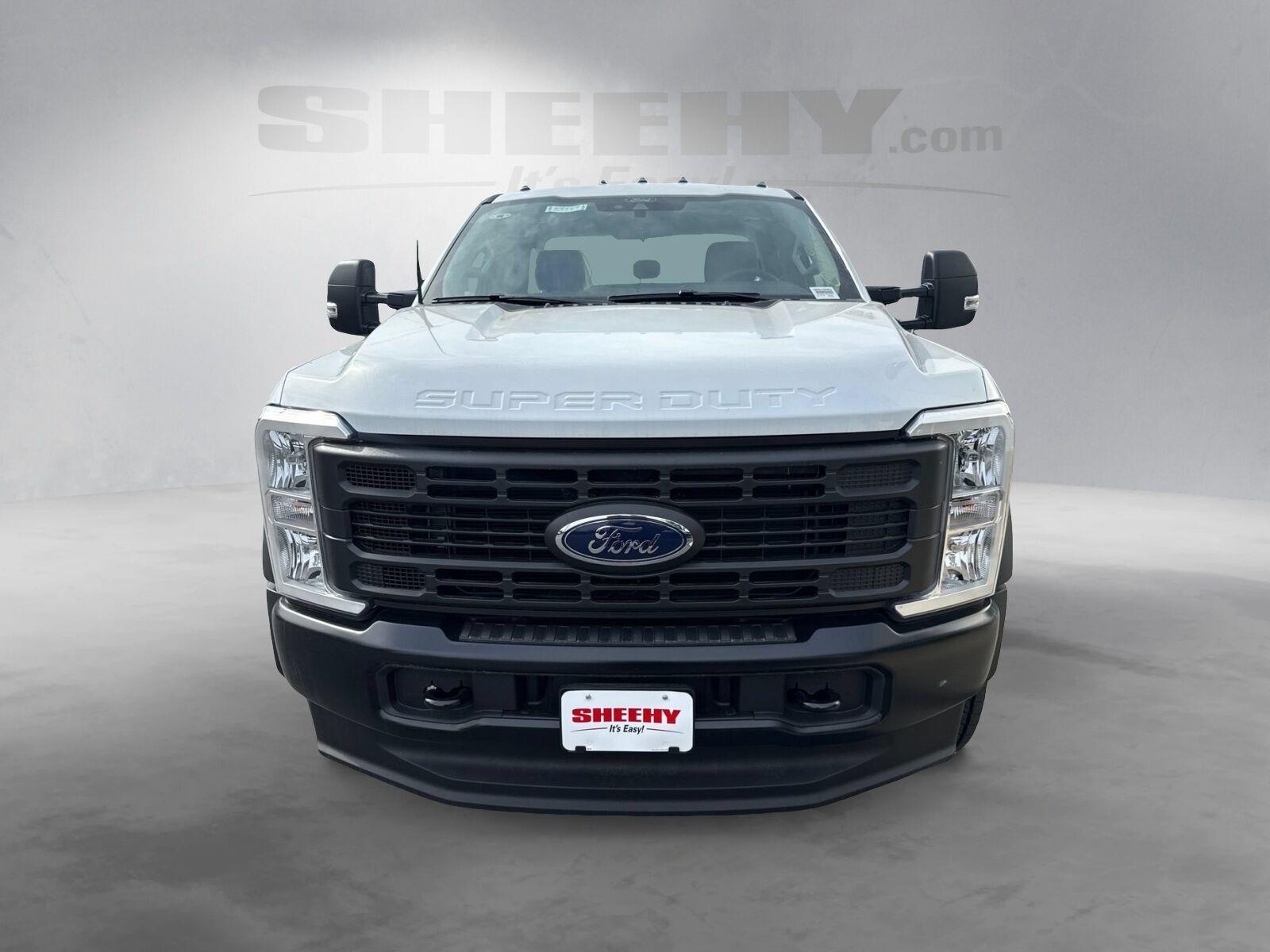 New 2026 Oxford White Ford XL image 3