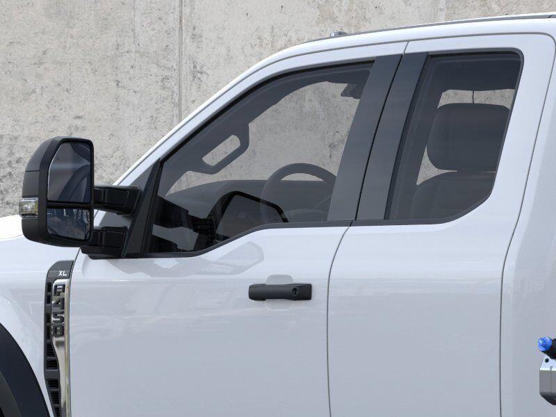 New 2026 Oxford White Ford XL image 21