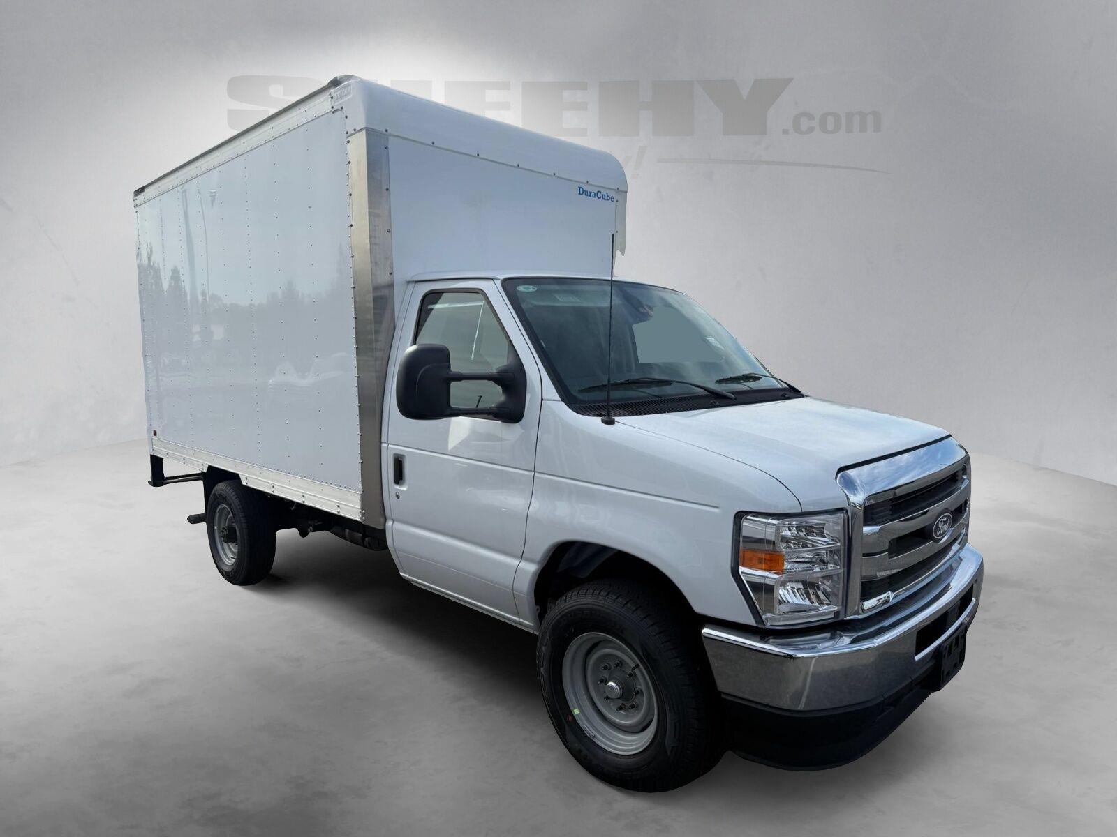New 2027 Oxford White Ford Standard image 2