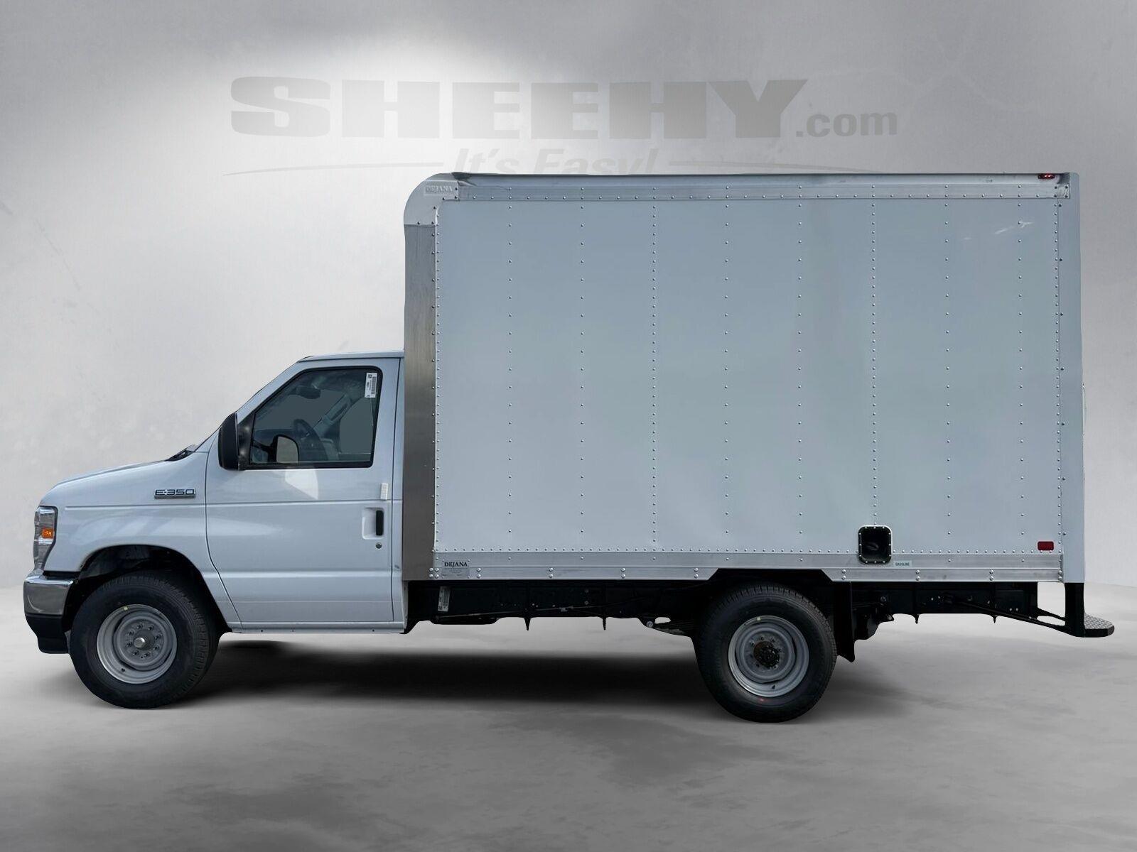 New 2027 Oxford White Ford Standard image 4