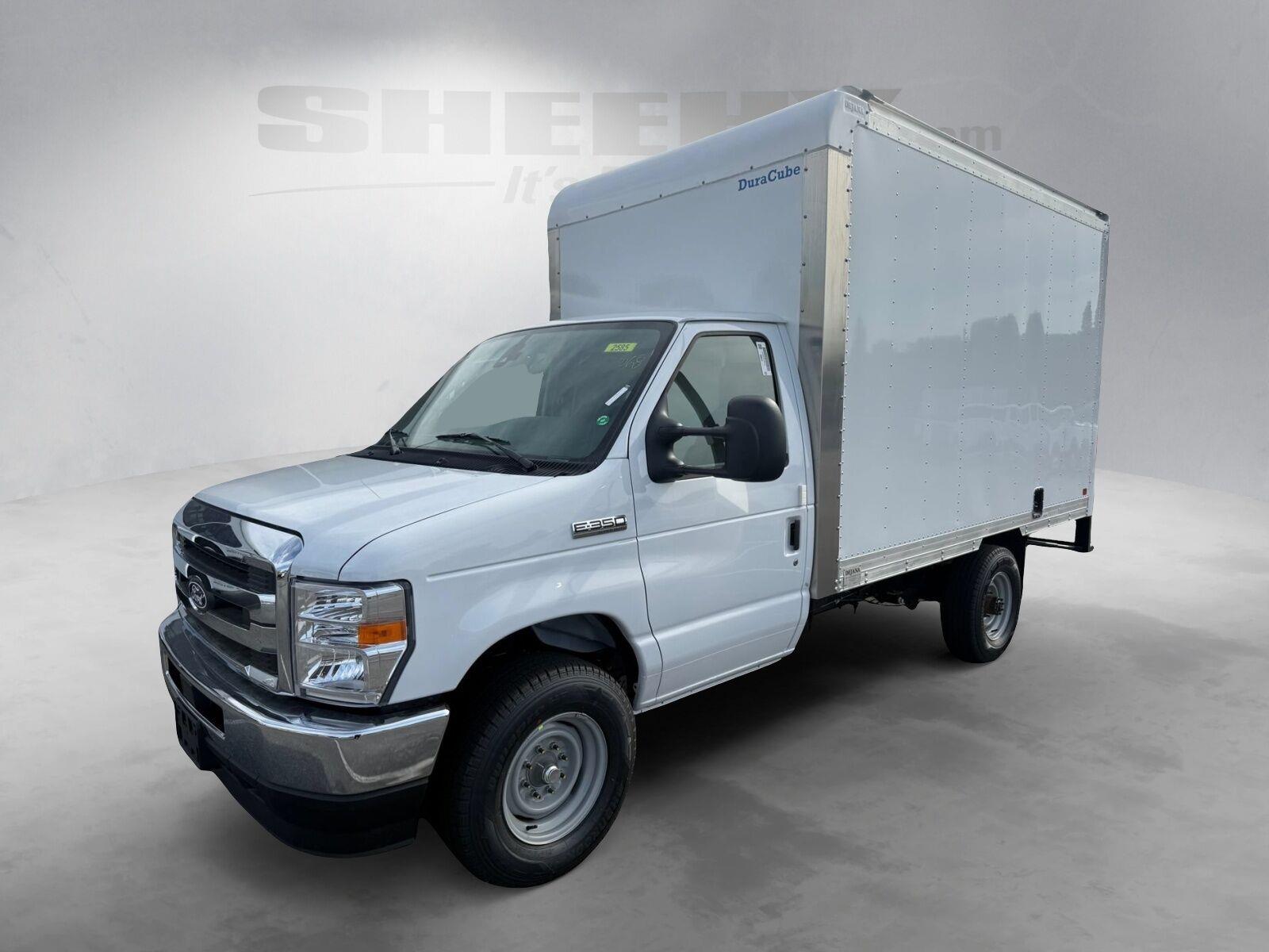 New 2027 Oxford White Ford Standard image 5