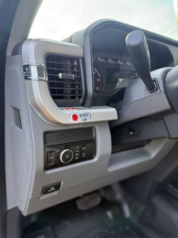 New 2026 Oxford White Ford XL image 12