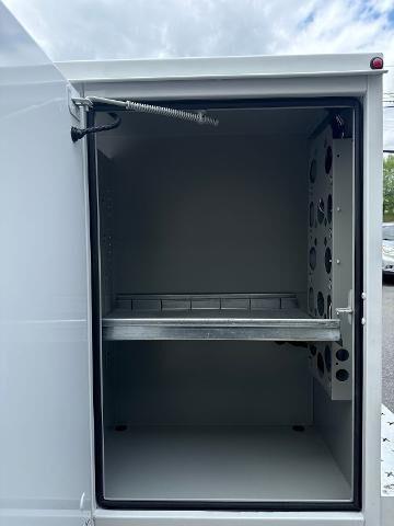 New 2026 Oxford White Ford XL image 17