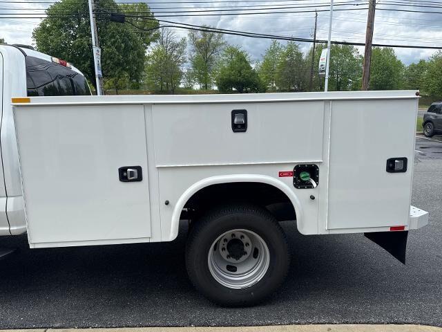 New 2026 Oxford White Ford XL image 19
