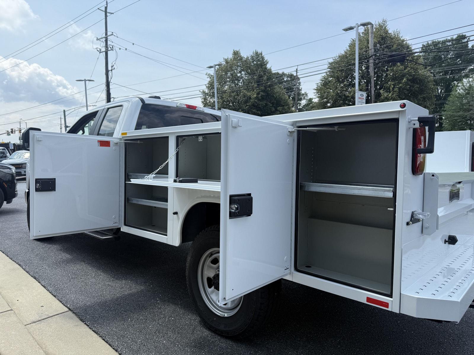 New 2026 Oxford White Ford XL image 14