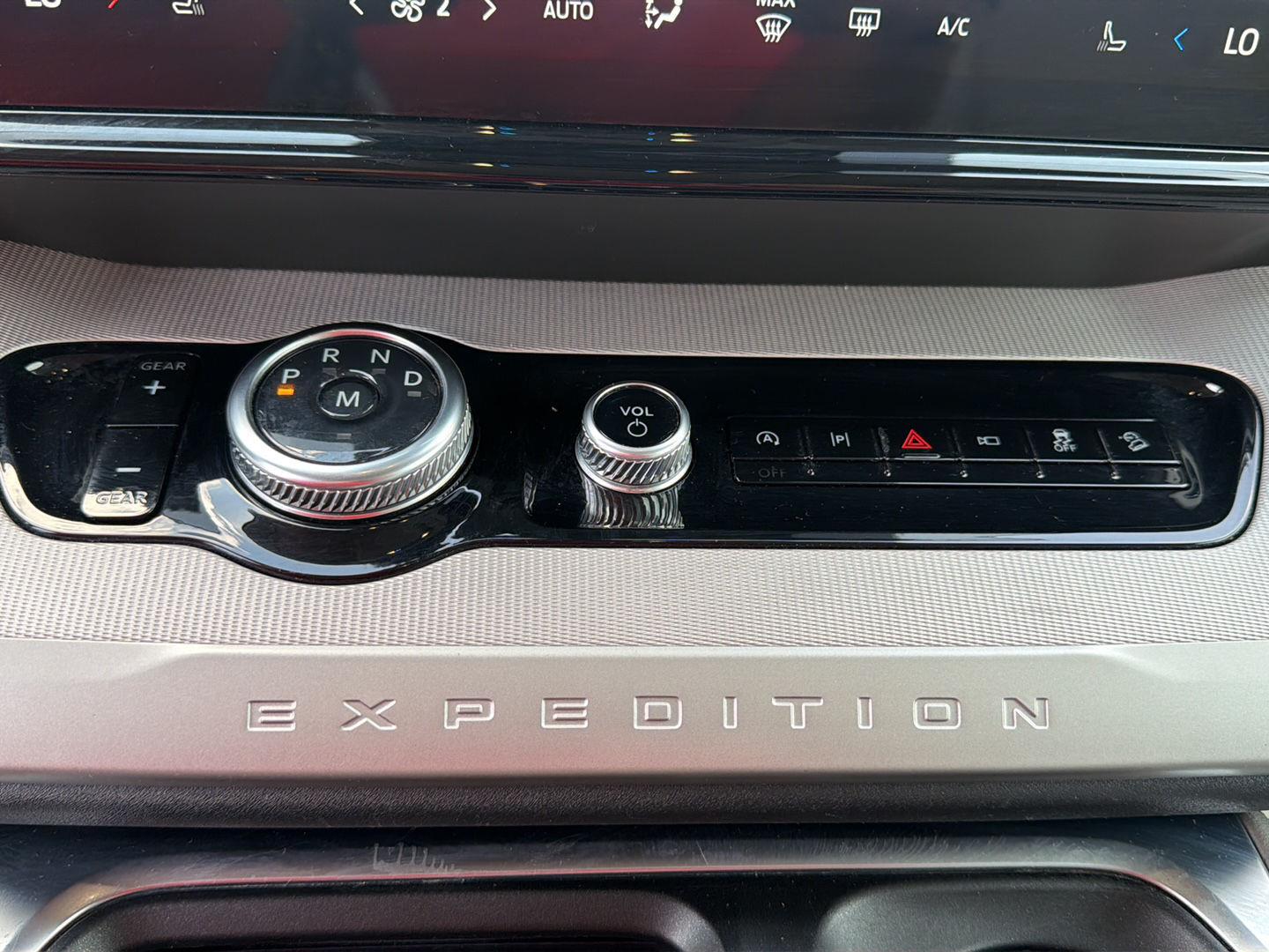 Used 2025  Ford Active image 14