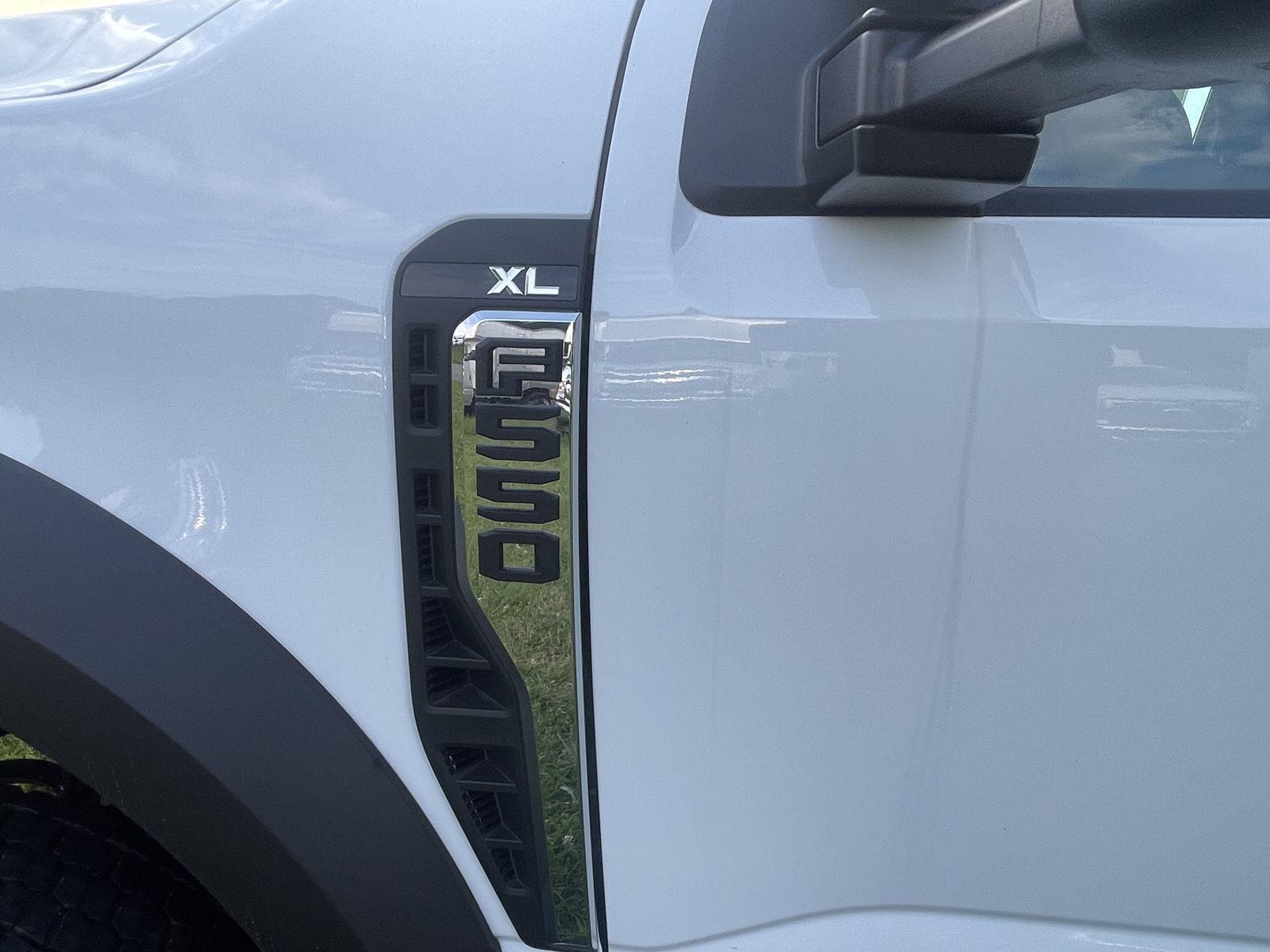New 2026 Oxford White Ford XL image 41