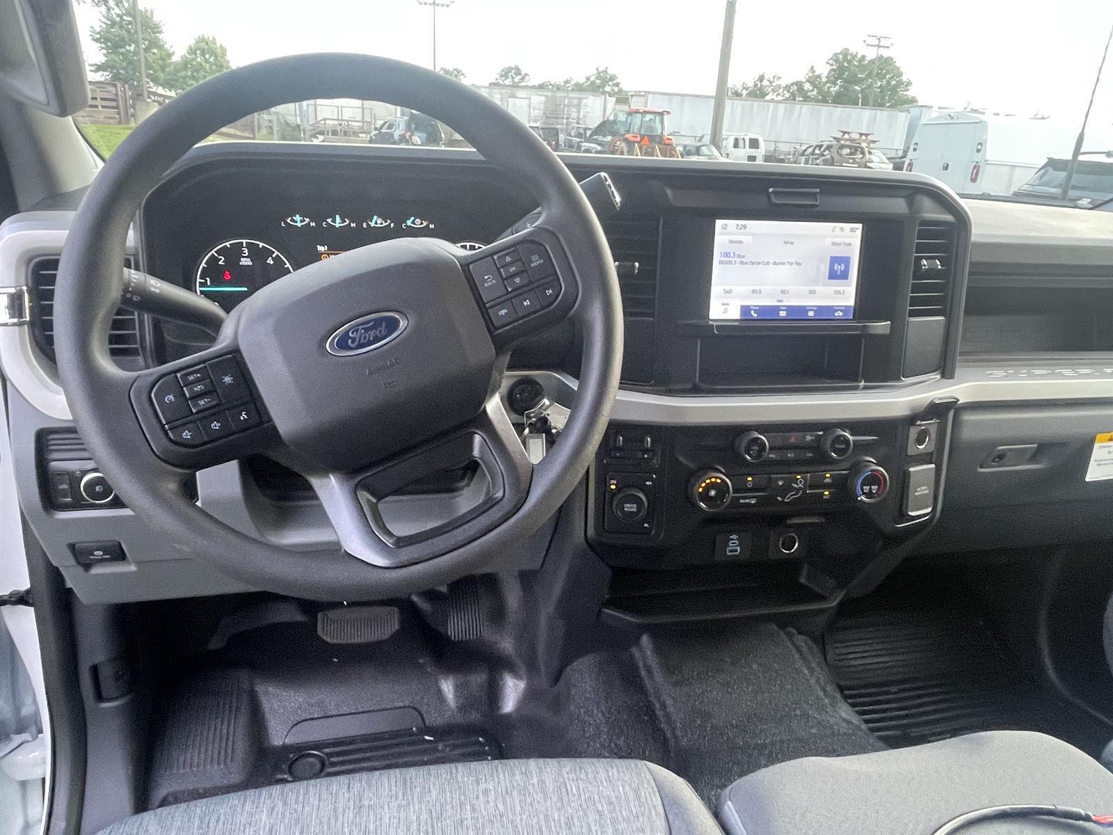 New 2026 Oxford White Ford XL image 44
