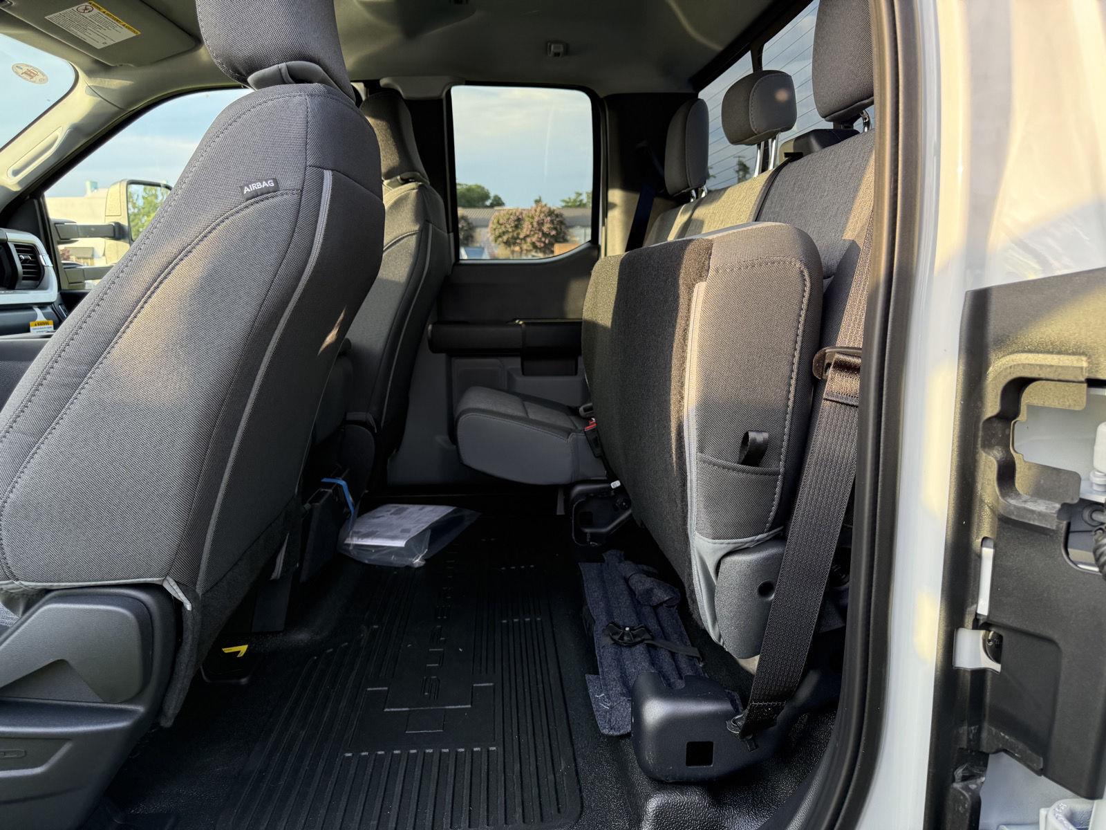 New 2026 Oxford White Ford XL image 20