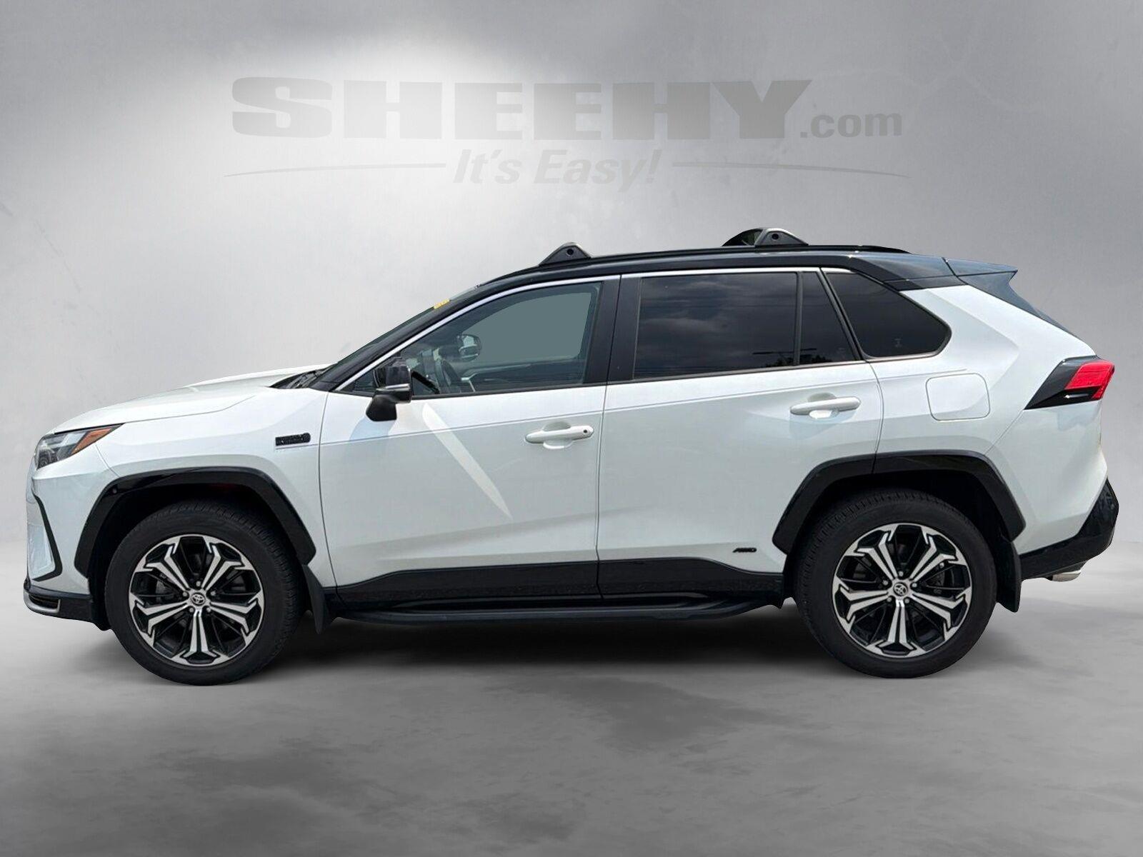 Used 2023 Wind Chill Pearl / Midnight Black Metallic Toyota XSE image 16