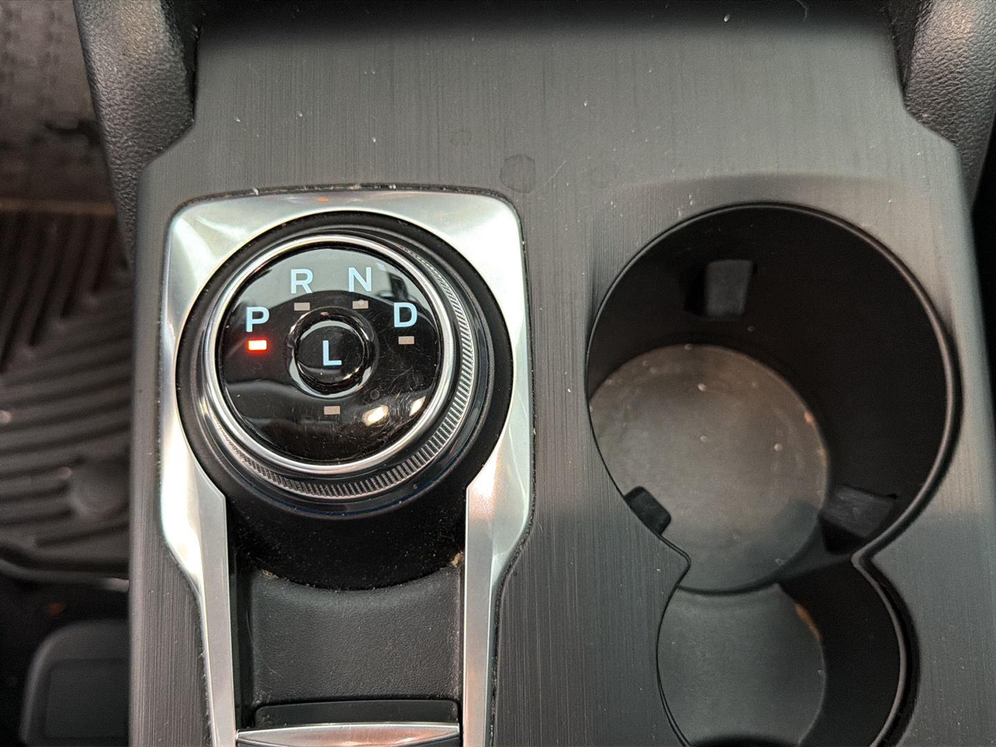 Used 2022 Stone Blue Metallic Ford SE Hybrid image 17