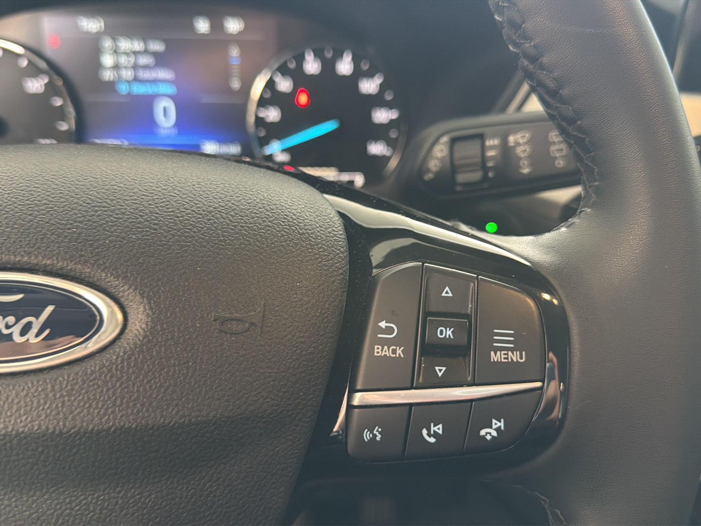 Used 2022 Stone Blue Metallic Ford SE Hybrid image 16