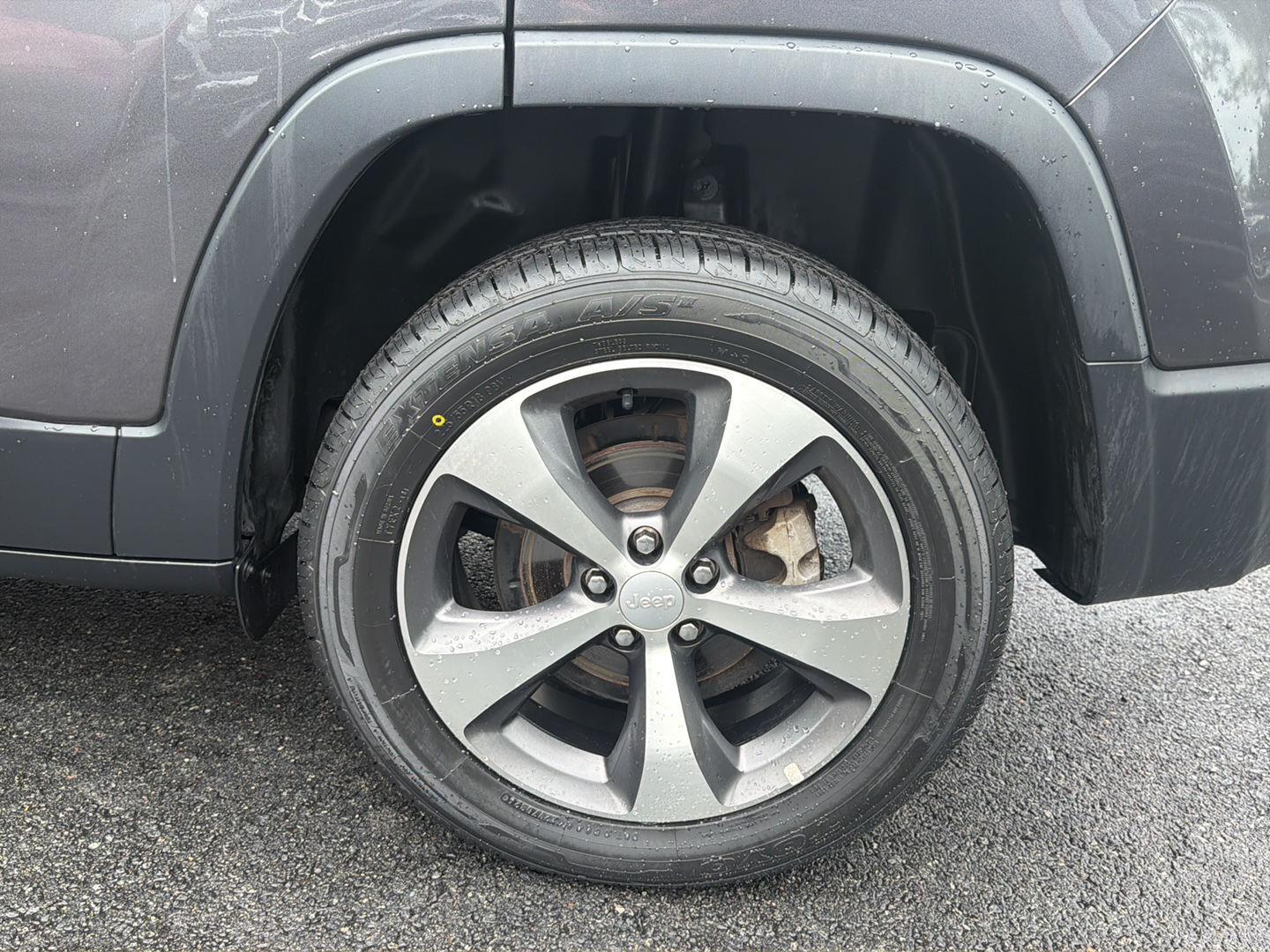 Used 2020 Granite Crystal Clearcoat Metallic Jeep Limited image 26