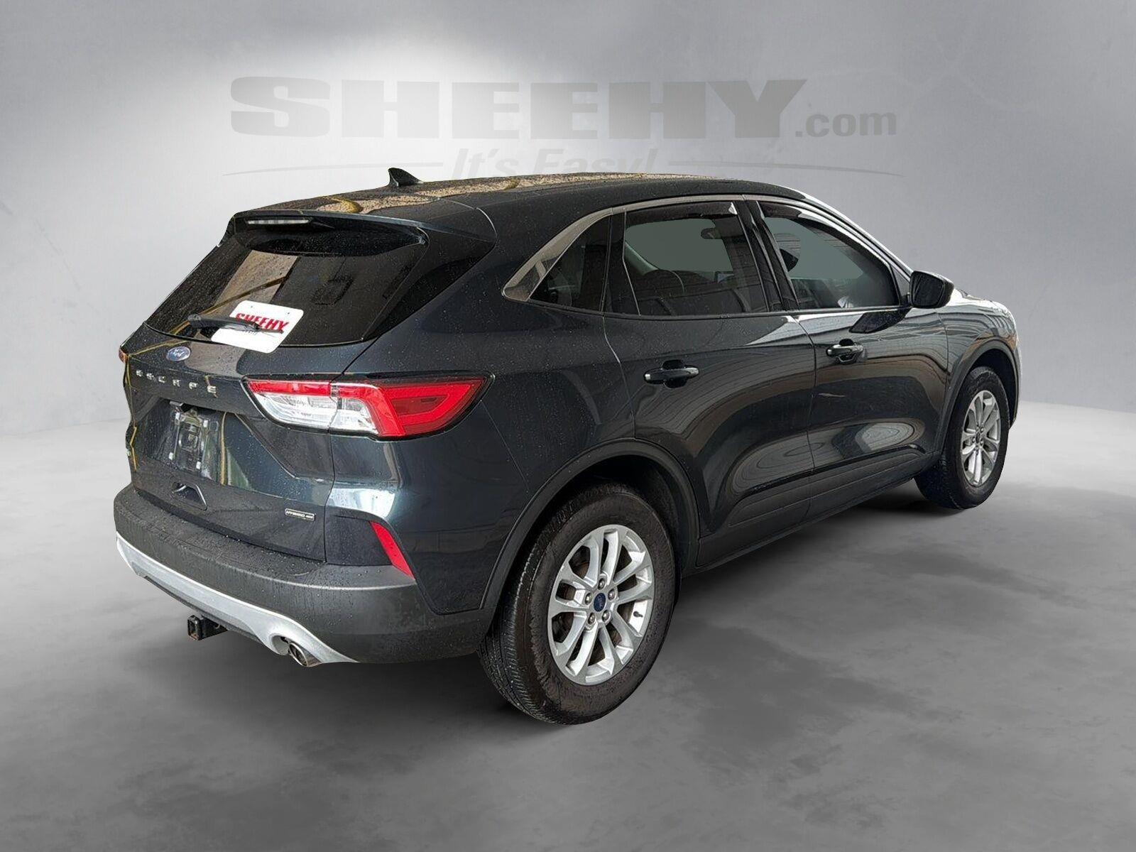 Used 2022 Stone Blue Metallic Ford SE Hybrid image 11