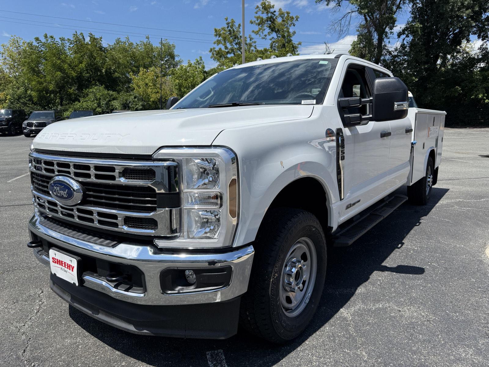 New 2026 Oxford White Ford XL image 4