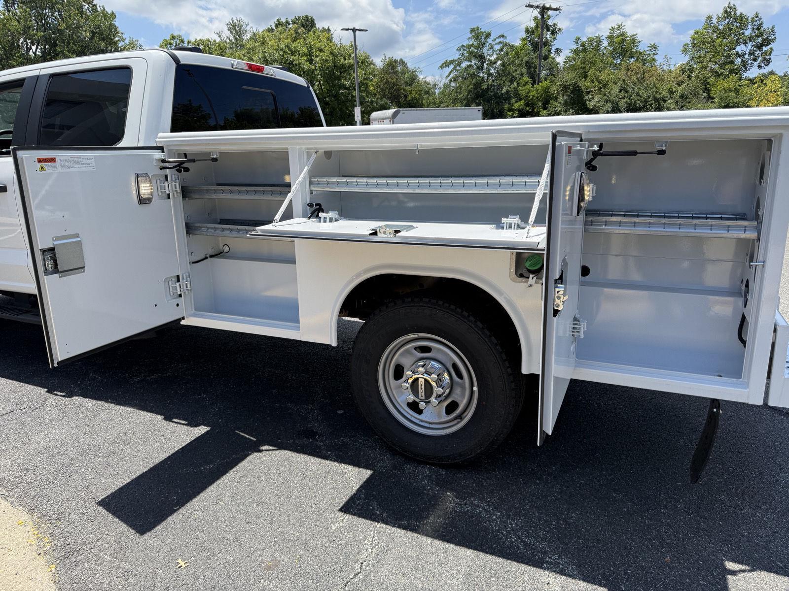New 2026 Oxford White Ford XL image 18