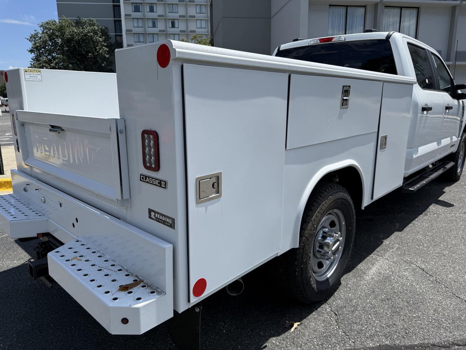New 2026 Oxford White Ford XL image 23