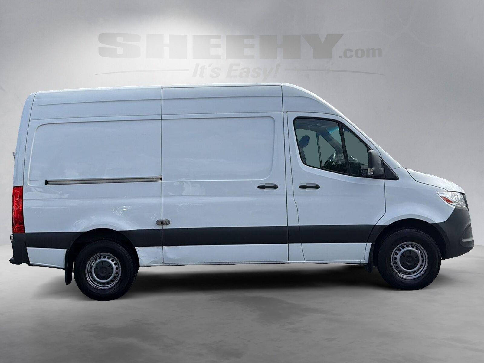 Used 2023 Arctic White Mercedes-Benz 1500 STANDARD ROOF I image 8
