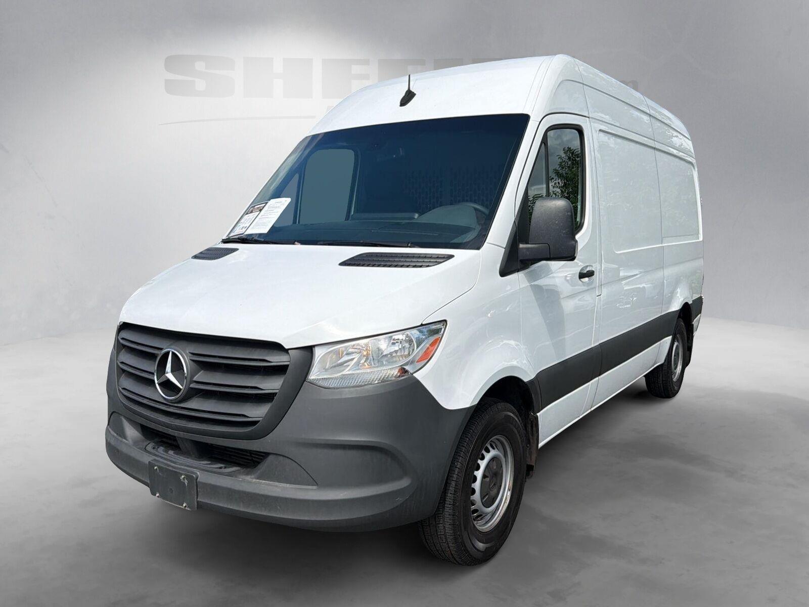 Used 2023 Arctic White Mercedes-Benz 1500 STANDARD ROOF I image 13