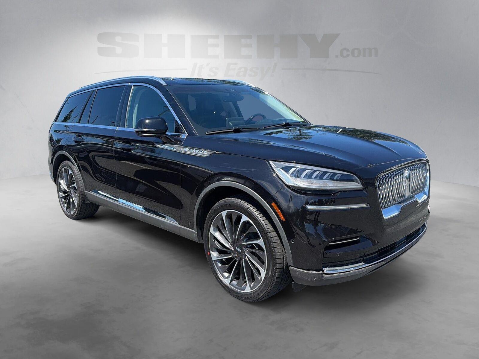 Used 2023 Infinite Black Metallic Clearcoat Lincoln Reserve image 2