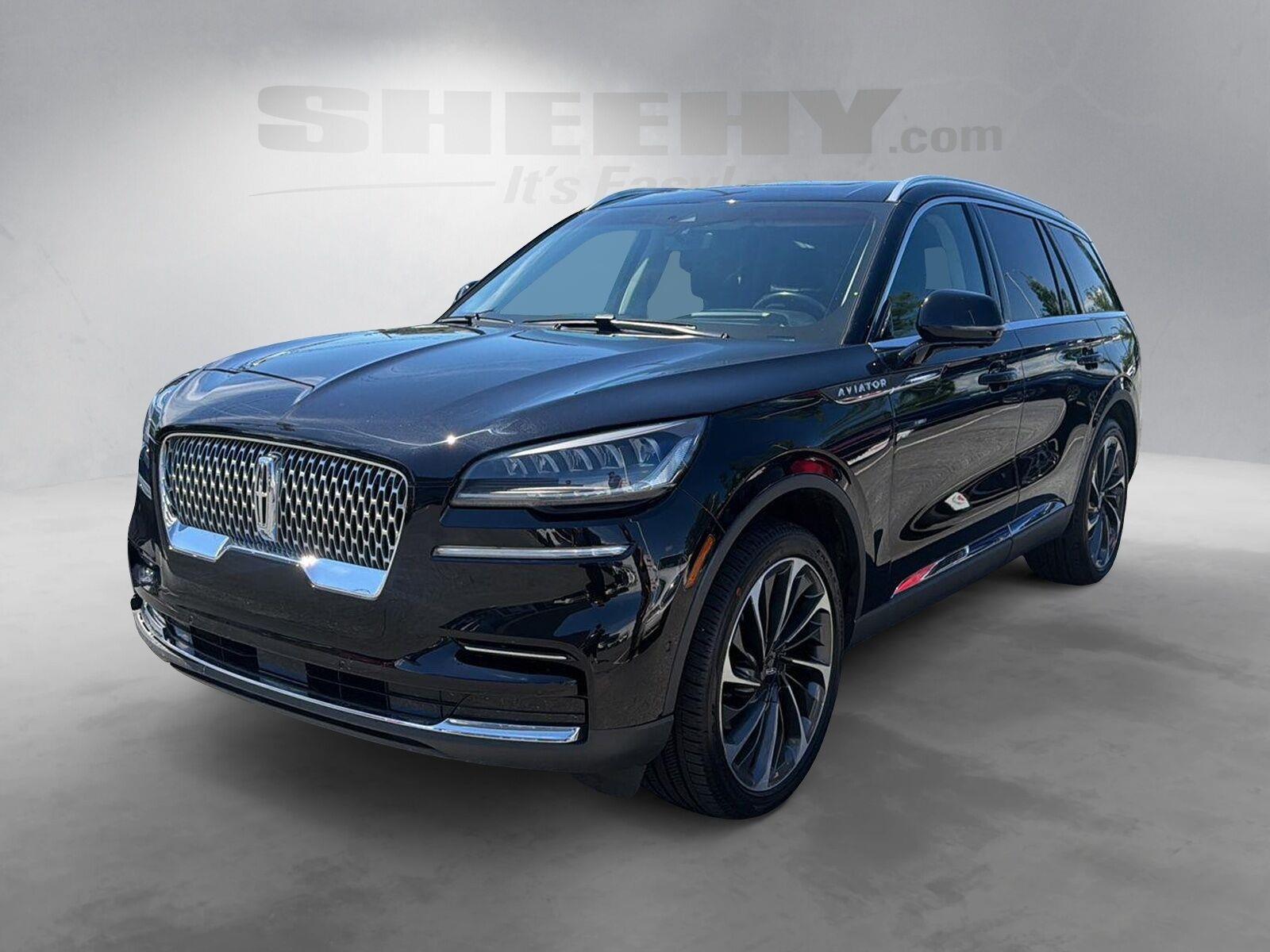 Used 2023 Infinite Black Metallic Clearcoat Lincoln Reserve image 14