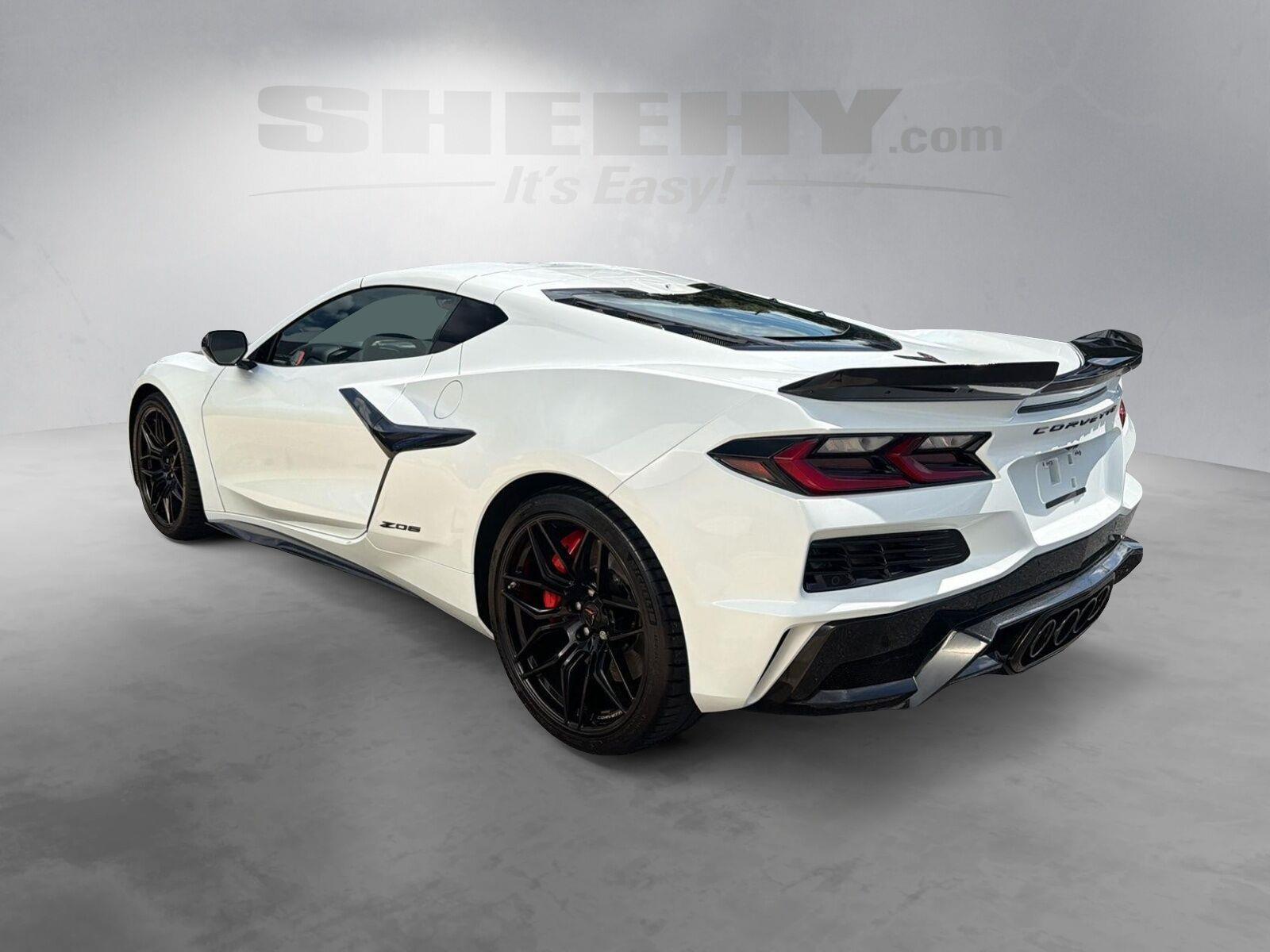 Used 2025 Arctic White Chevrolet 2LZ image 12