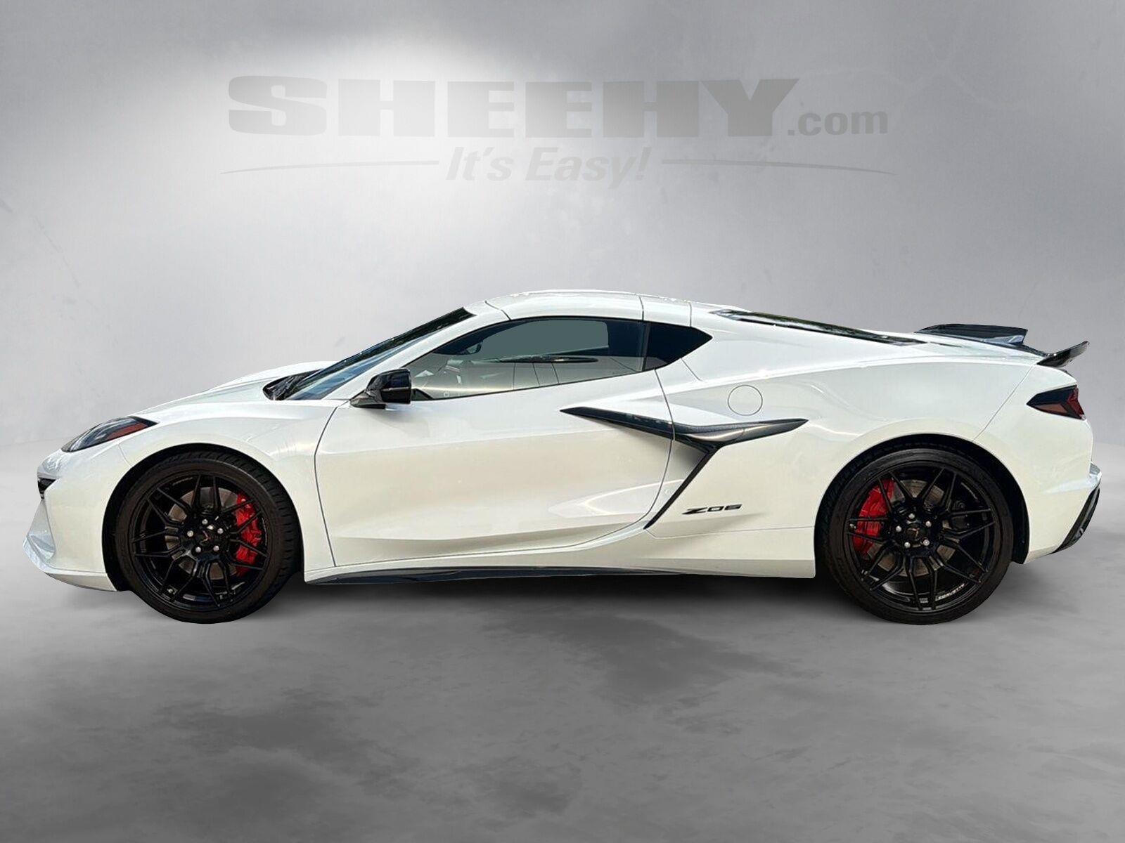 Used 2025 Arctic White Chevrolet 2LZ image 13