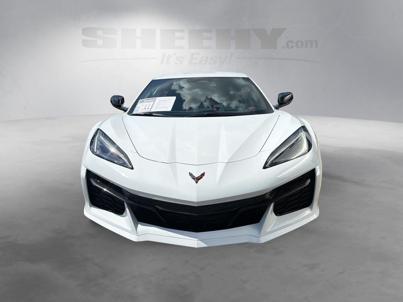 Used 2025 Arctic White Chevrolet 2LZ image 15