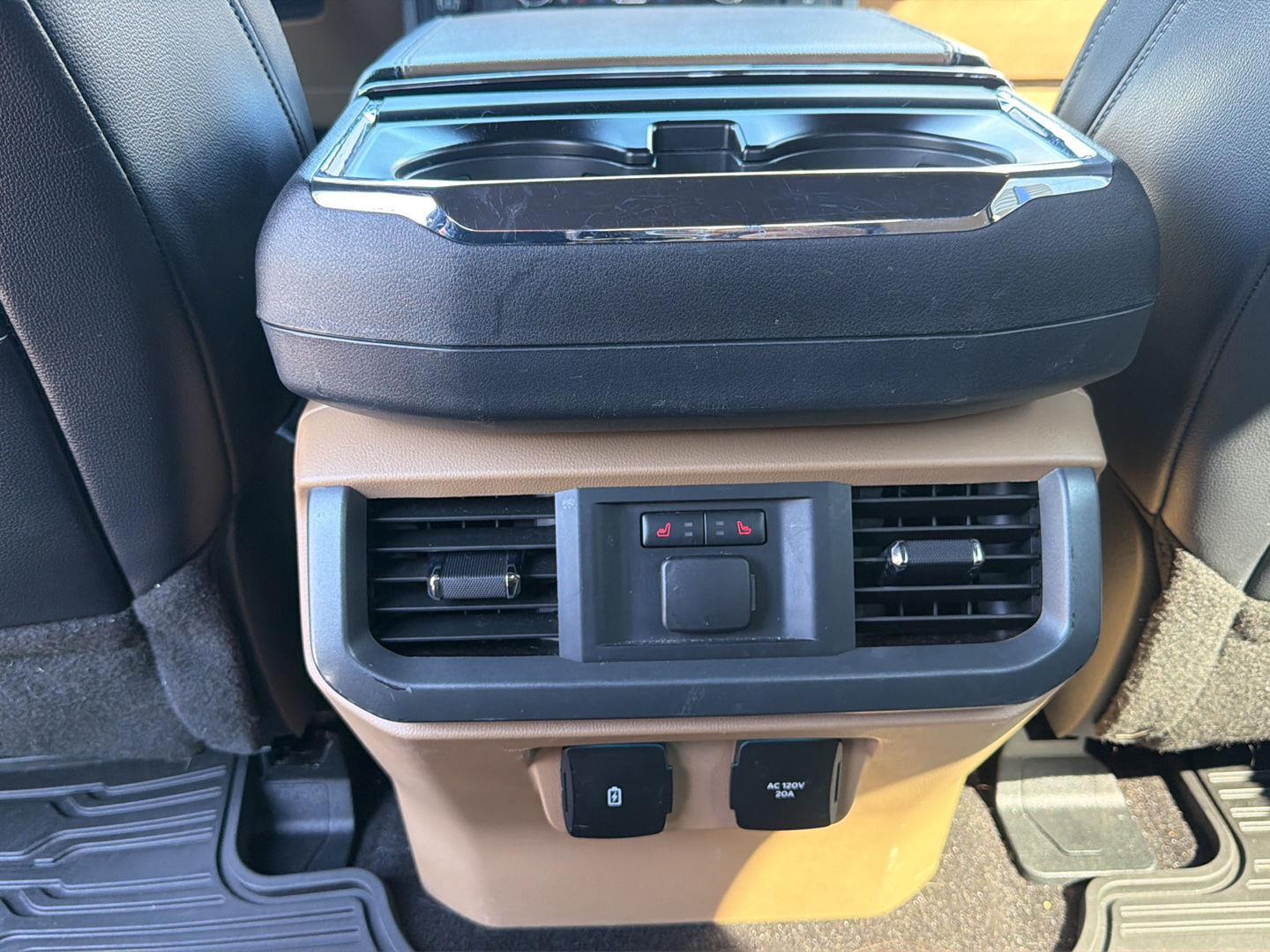 Used 2021 Star White Ford LARIAT image 24