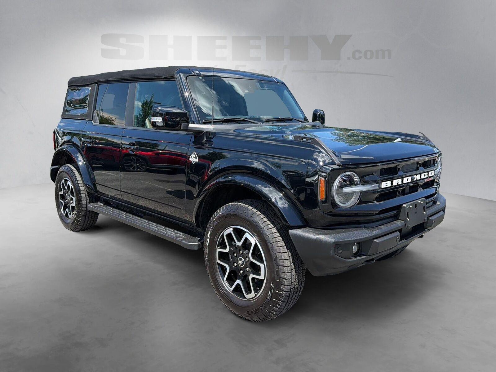 Used 2022 Shadow Black Ford Outer Banks image 2