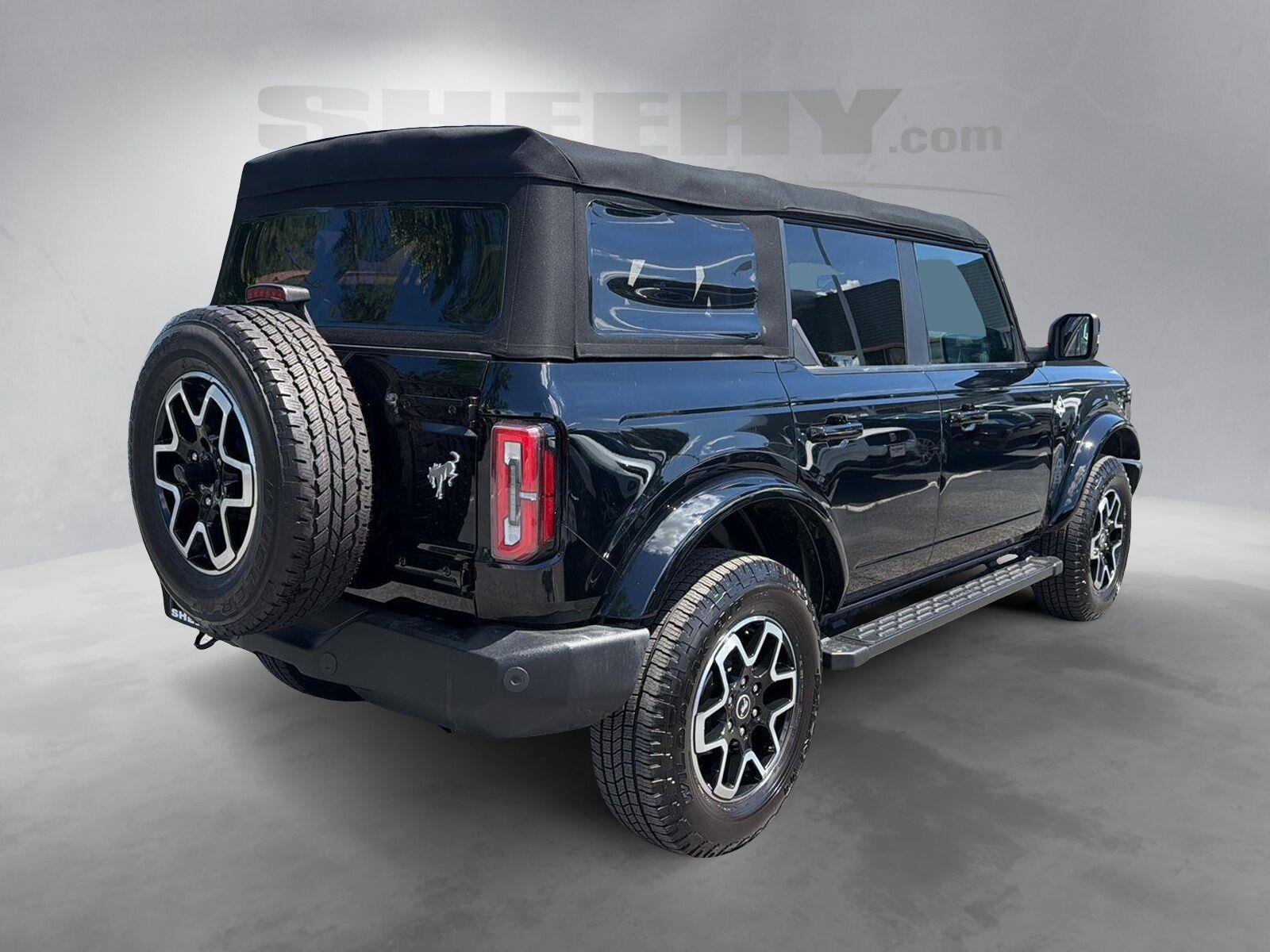 Used 2022 Shadow Black Ford Outer Banks image 11