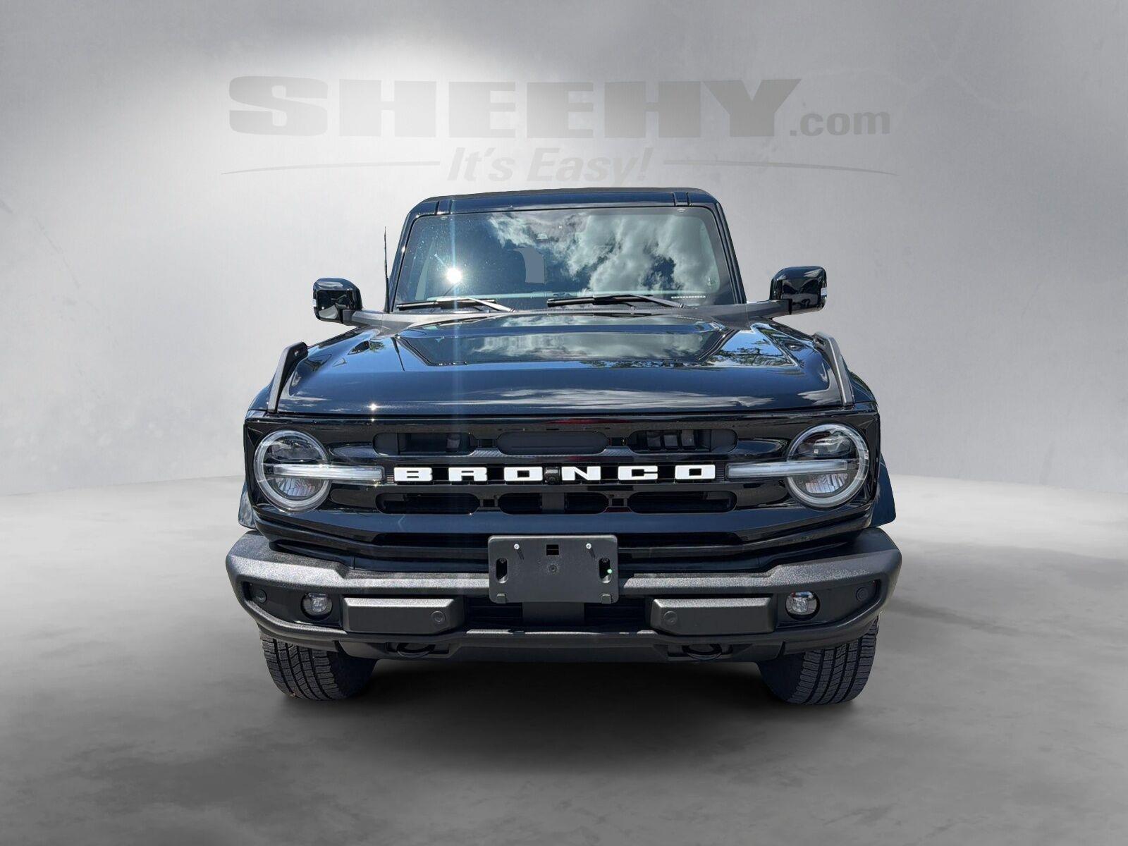 Used 2022 Shadow Black Ford Outer Banks image 15