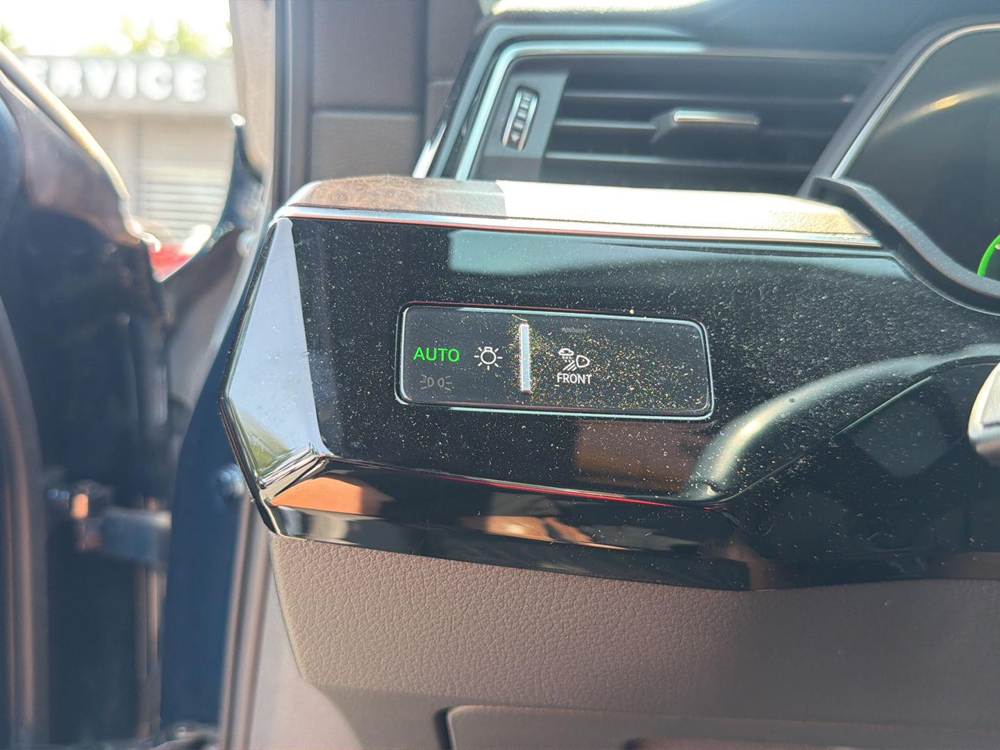 Used 2019 Galaxy Blue Metallic Audi Prestige image 21