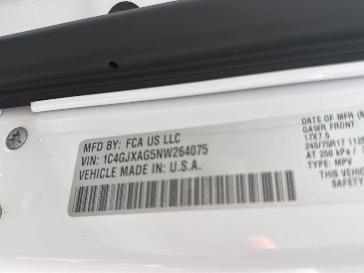 Used 2022 Bright White Clearcoat Jeep Sport image 22