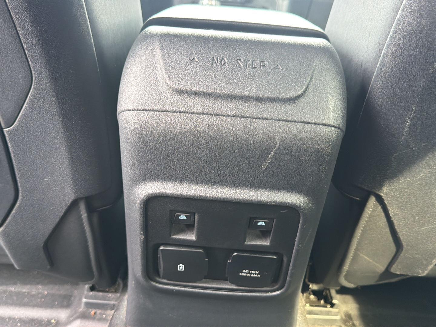 Used 2023 Cactus Green / Gray Ford Big Bend image 18