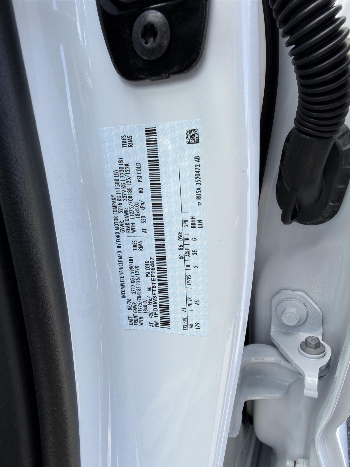 New 2026 Oxford White Ford XL image 8