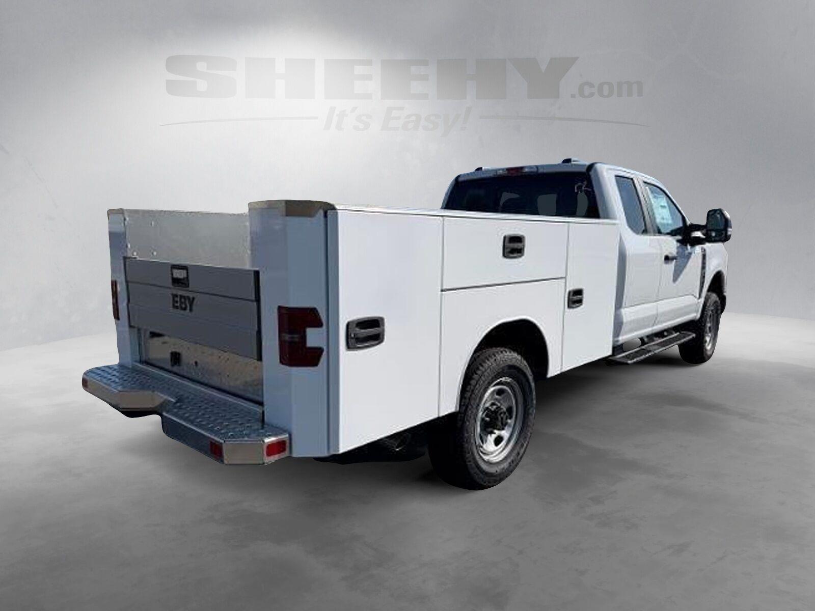 New 2026 Oxford White Ford XL image 3