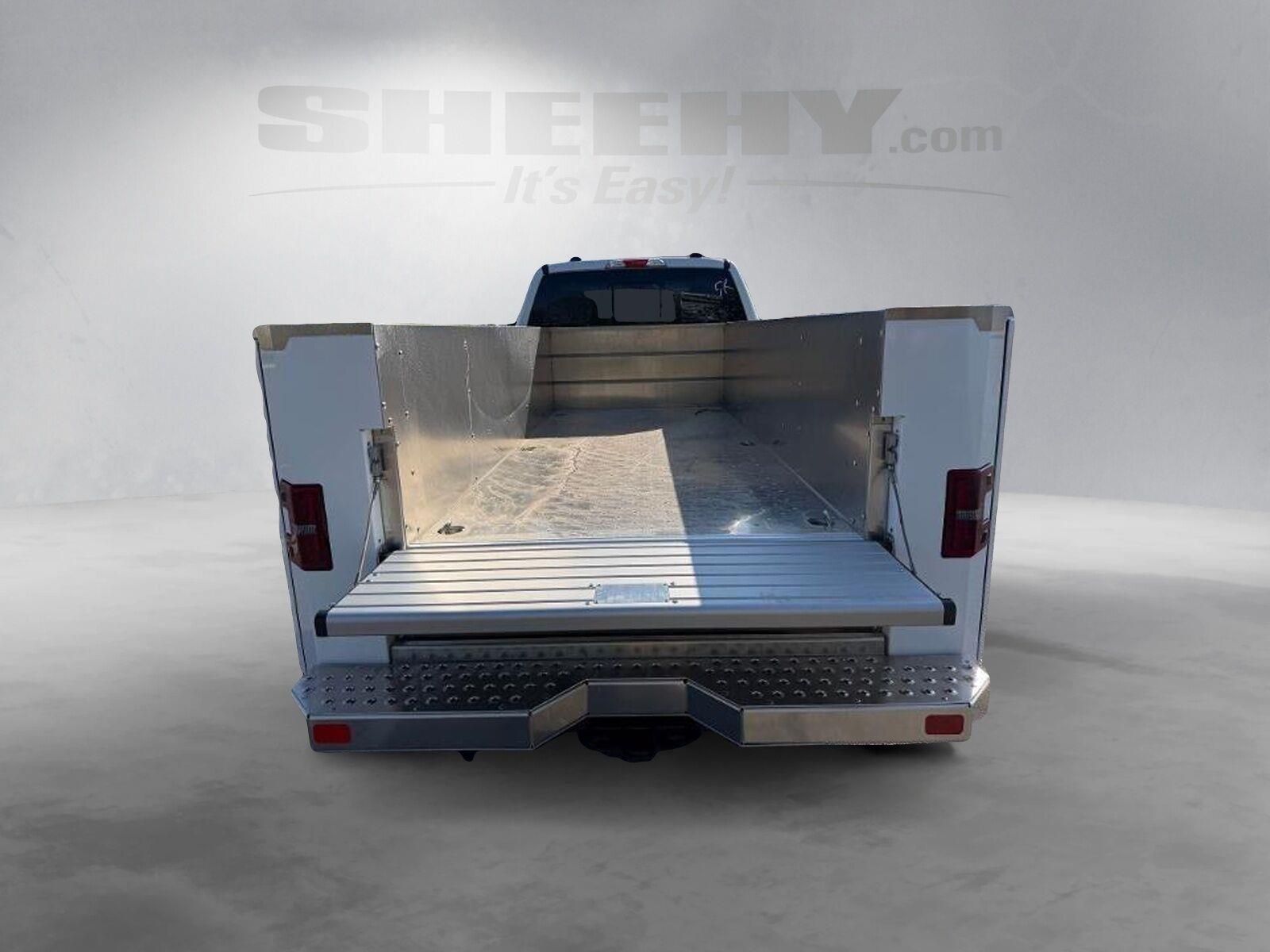 New 2026 Oxford White Ford XL image 6