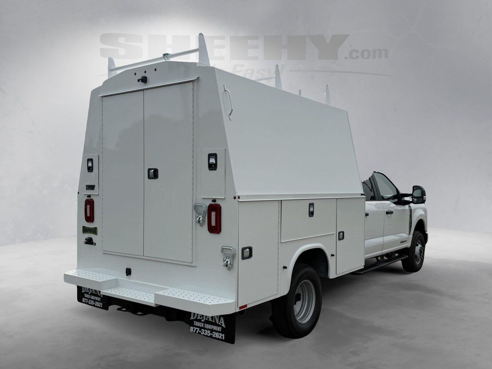 New 2026 Oxford White Ford XL image 3