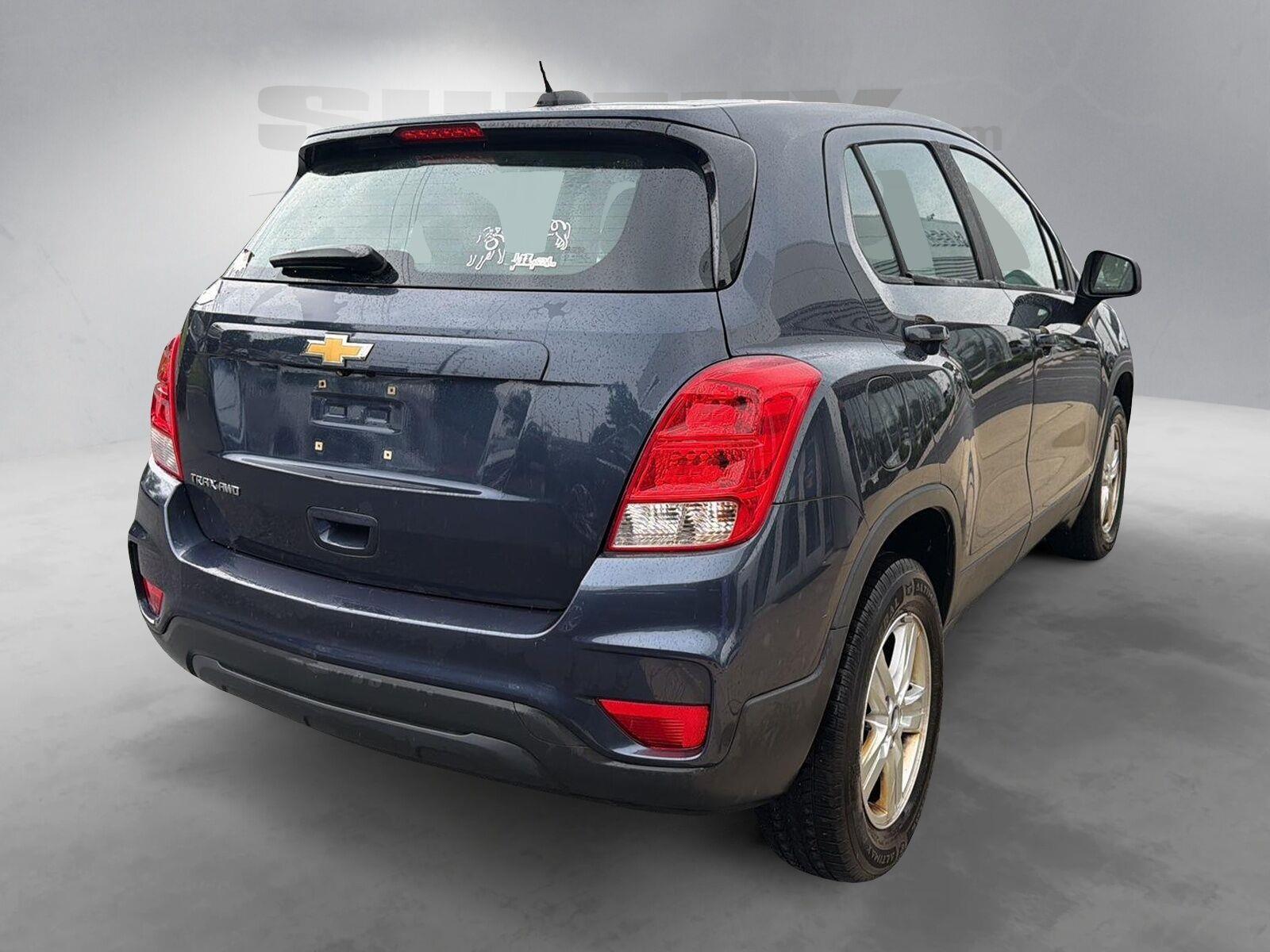 Used 2018 Storm Blue Metallic Chevrolet LS image 9