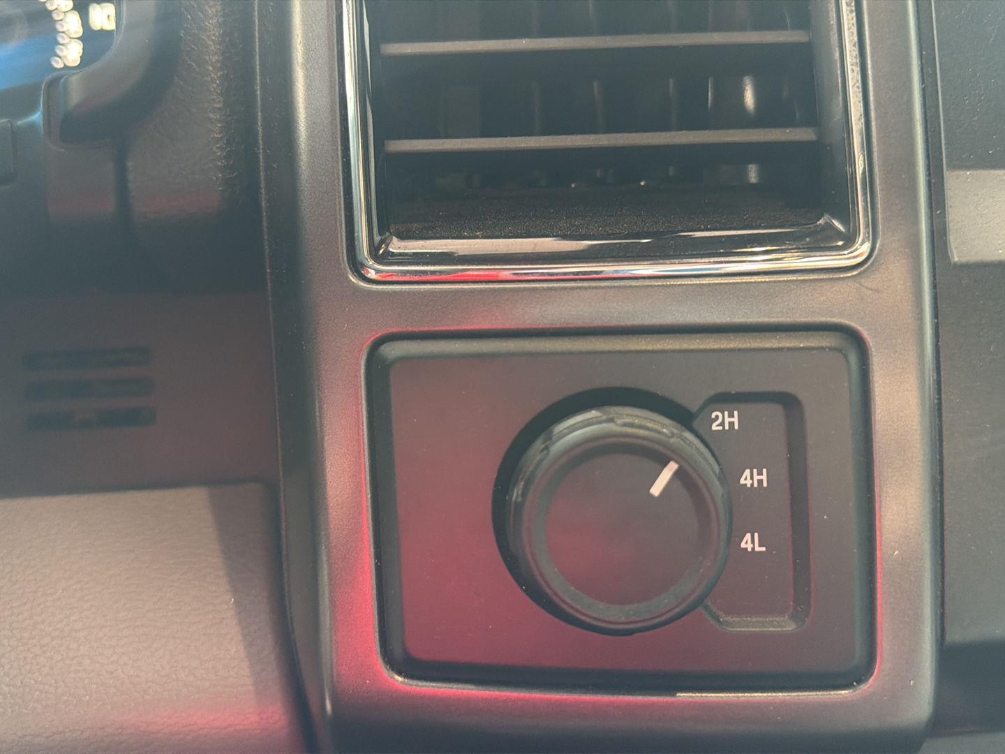 Used 2019 Race Red Ford XLT image 17